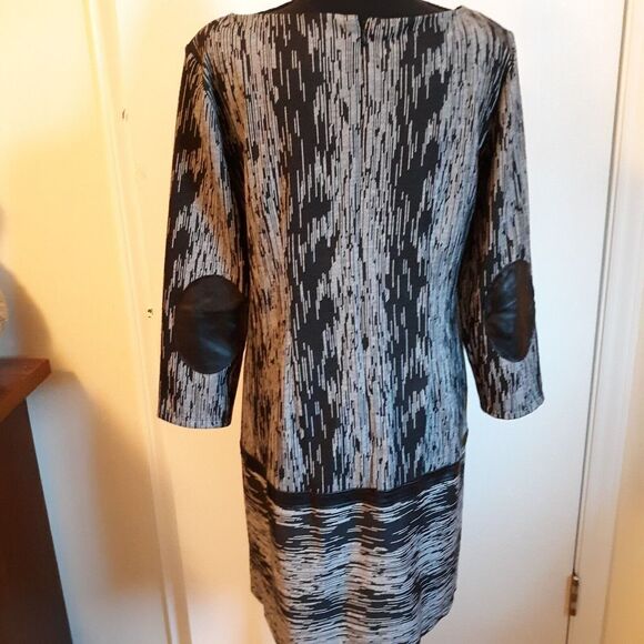 Maggy London Black White Knit Dress Faux Leather Accent Elbow Patches Size 12 - Picture 2 of 10